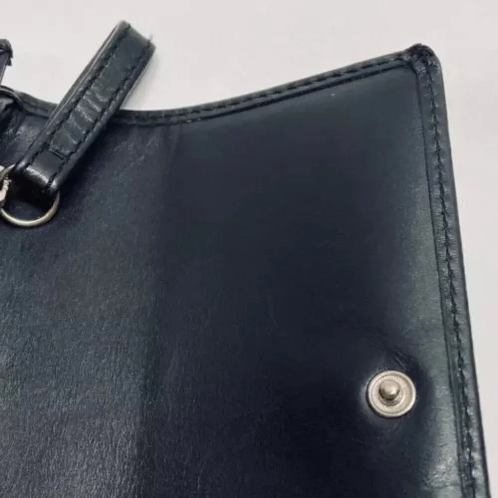 Coach Women's Black Leather Trifold Wallet Snap Front Medium Size Good Condition